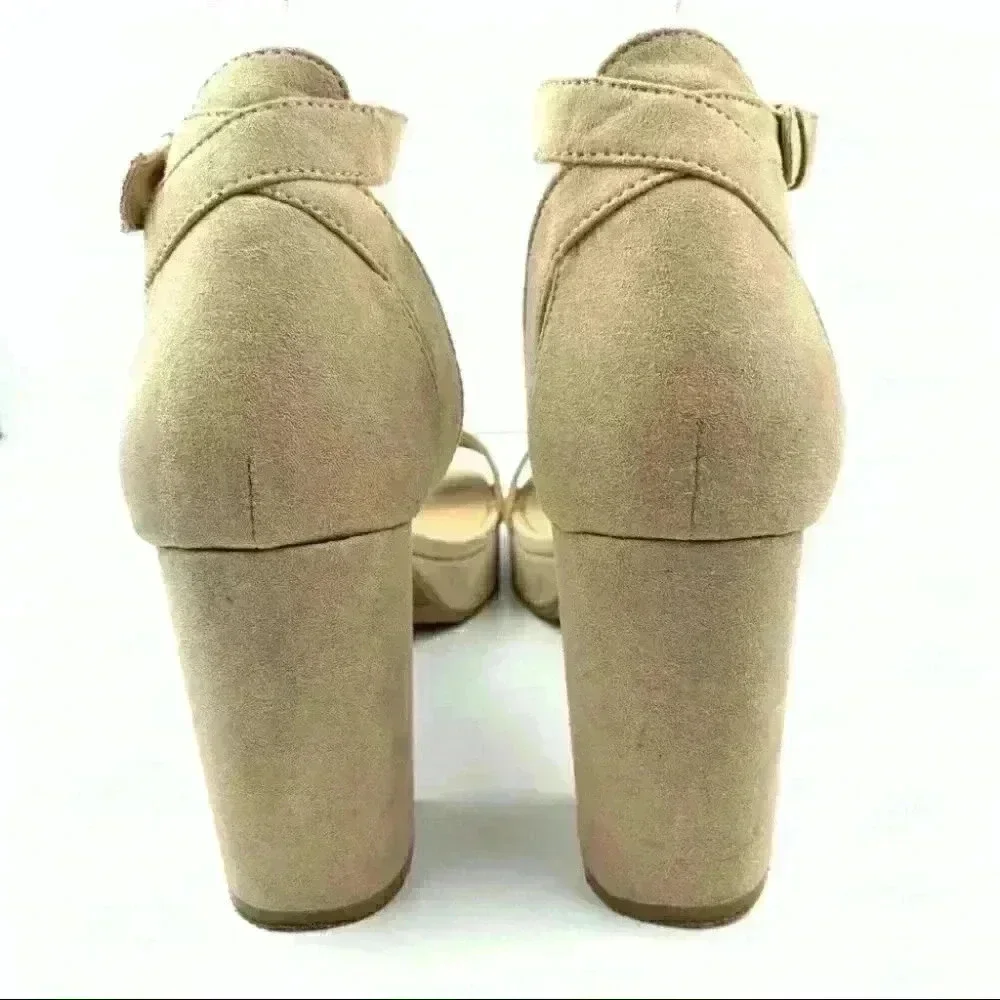 CL by Chinese Laundry heels sz 8.5 39 beige chunky y2K 90s vintage